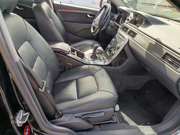 Volvo XC70 D4 · Ano 2020