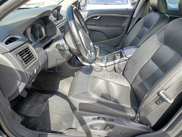 Volvo XC70 D4 · Ano 2020