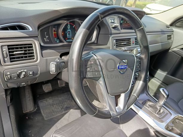 Volvo XC70 D4 · Ano 2020