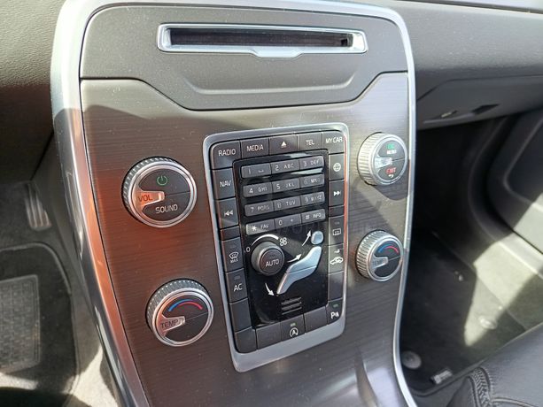 Volvo XC70 D4 · Ano 2020