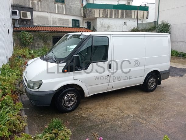 Fotografia de veículo: Ford Transit 300S · Ano 2002
