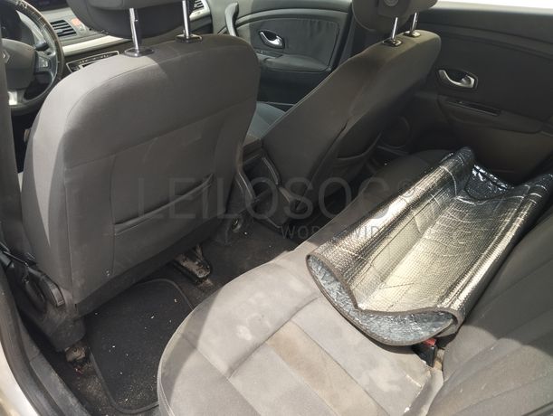 Renault Megane III Grandtour 1.5 dCi · Ano 2009