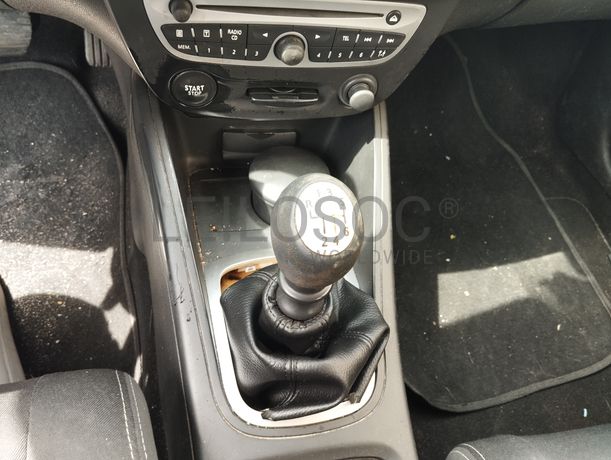 Renault Megane III Grandtour 1.5 dCi · Ano 2009