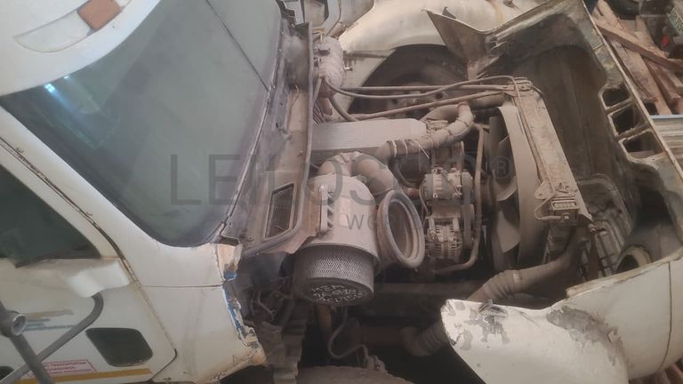 FREIGHTLINER Columbia - 2005