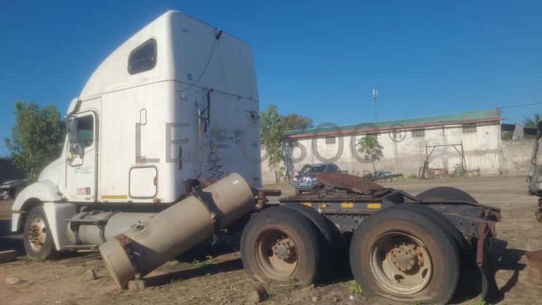 FREIGHTLINER Columbia - 2005