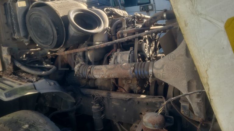 FREIGHTLINER CL120645T - 2003