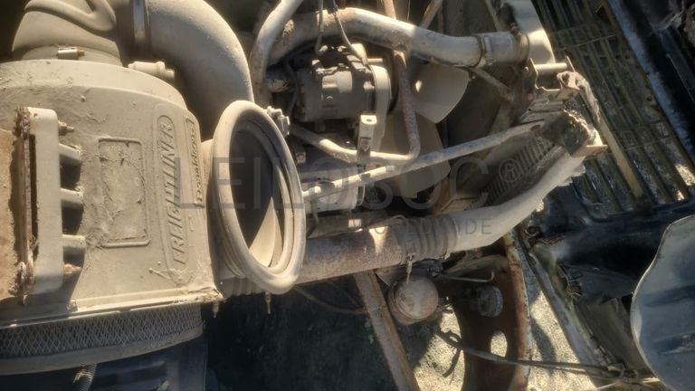 FREIGHTLINER CL120645T - 2003