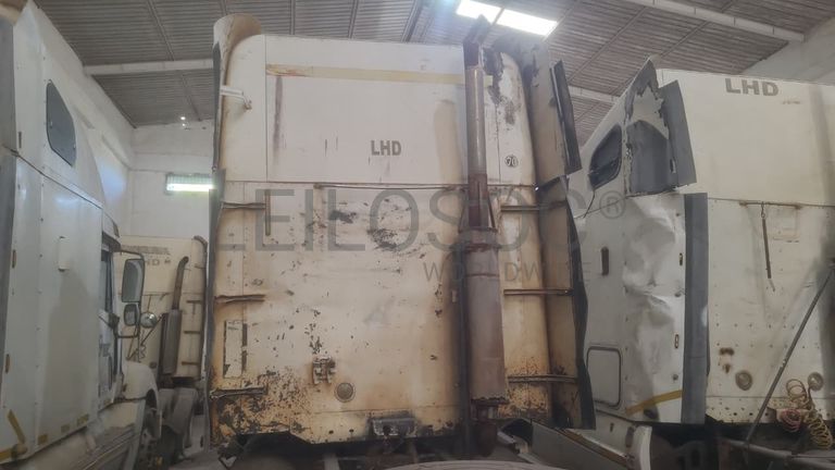 FREIGHTLINER CL12064ST5 - 2006