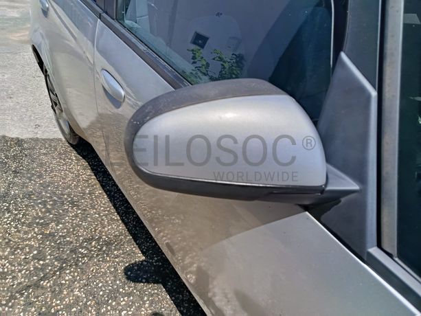 Mitsubishi Colt · Ano 2011