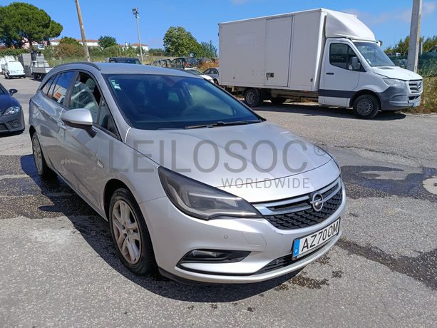 Fotografia de veículo: Opel Astra · Ano 2019