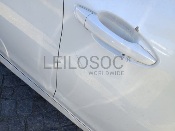 Peugeot 308 · Ano 2014