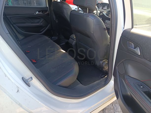 Peugeot 308 · Ano 2014