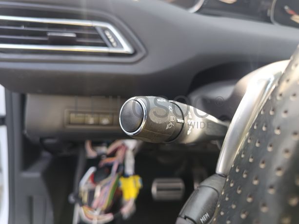 Peugeot 308 · Ano 2014