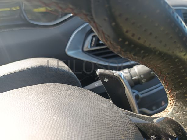 Peugeot 308 · Ano 2014