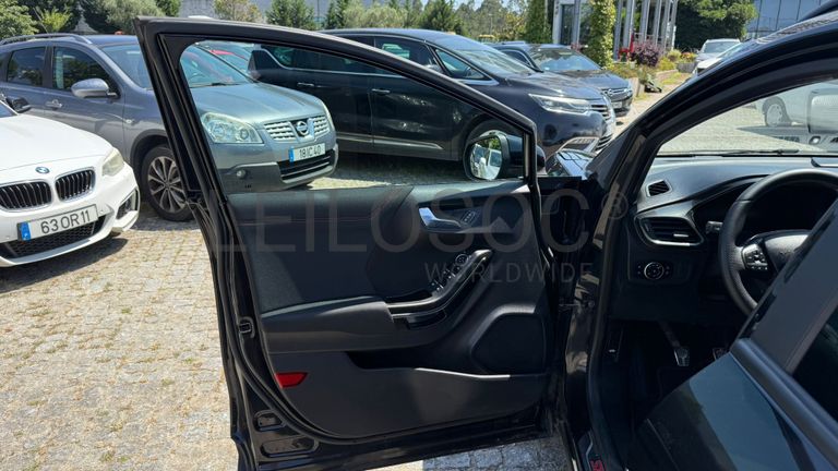 Ford Puma · Ano 2020