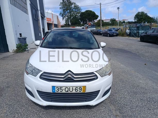 Fotografia de veículo: Citroën C4 · Ano 2013