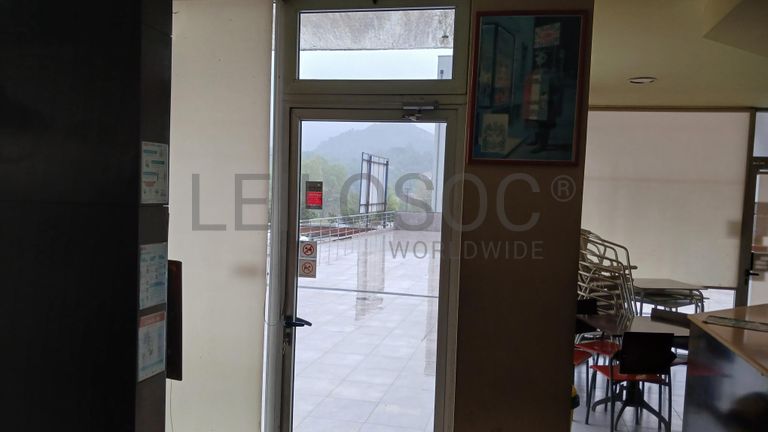Loja + Equipamento de Hotelaria · Vieira do Minho