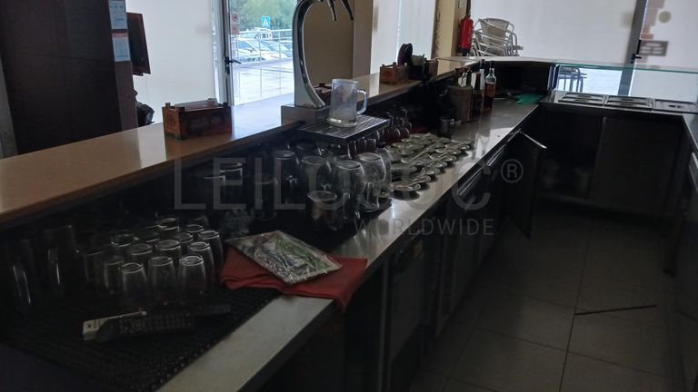 Loja + Equipamento de Hotelaria · Vieira do Minho