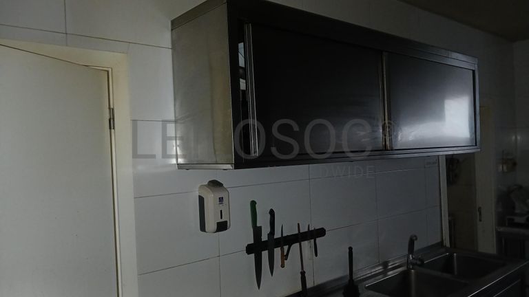Loja + Equipamento de Hotelaria · Vieira do Minho