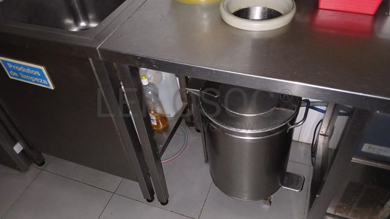 Loja + Equipamento de Hotelaria · Vieira do Minho