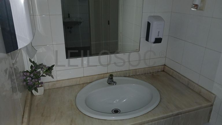Loja + Equipamento de Hotelaria · Vieira do Minho