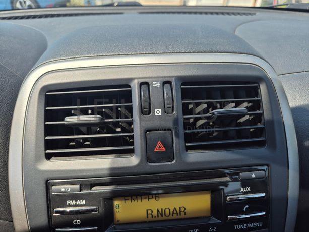 Nissan Micra · Ano 2016