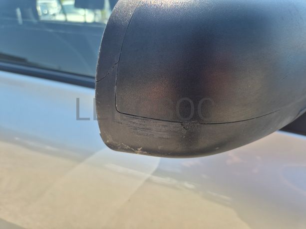 Nissan Micra · Ano 2016
