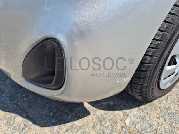 Nissan Micra · Ano 2016