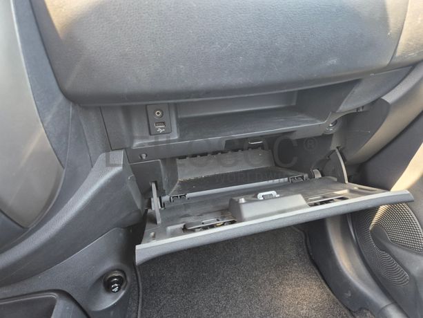 Nissan Micra · Ano 2016