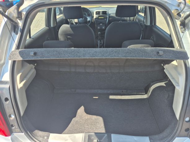 Nissan Micra · Ano 2016