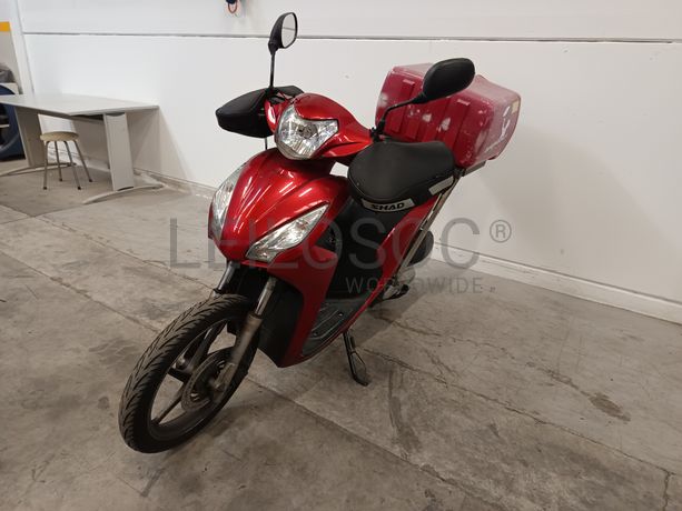 Fotografia de veículo: Motociclo Honda Vision · Ano 2018