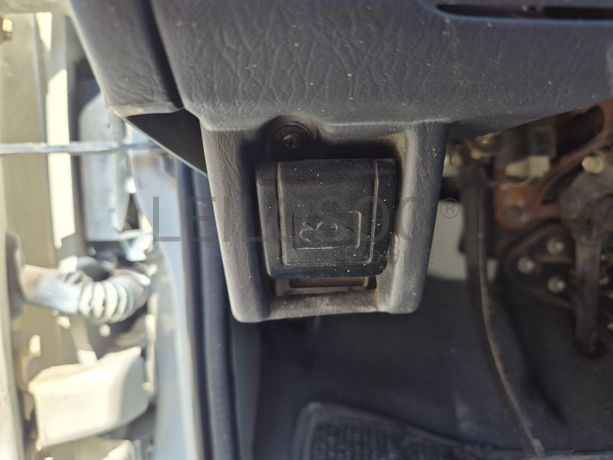 Toyota Hiace · 9 Lugares · Ano 2006