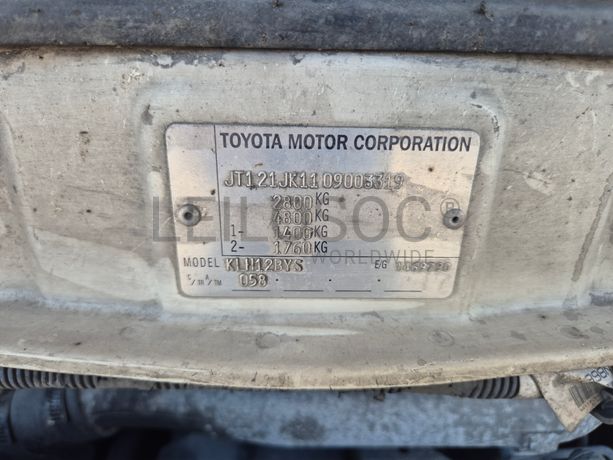 Toyota Hiace · 9 Lugares · Ano 2006
