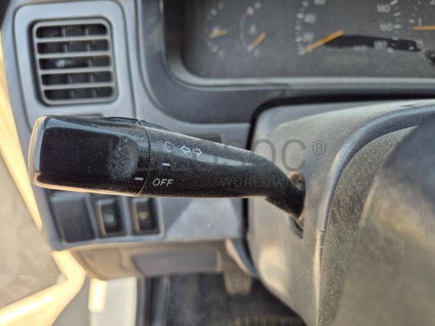 Toyota Hiace · 9 Lugares · Ano 2006