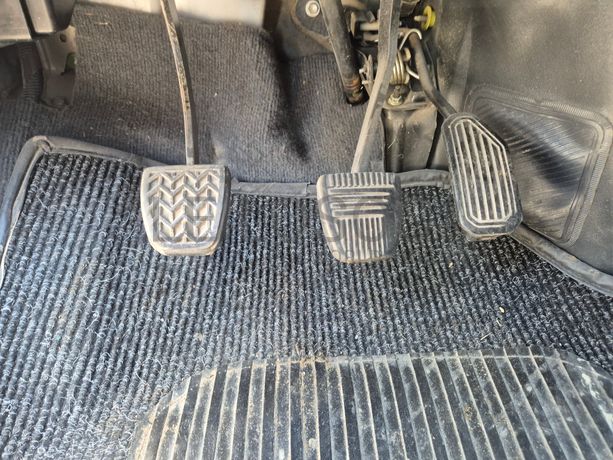 Toyota Hiace · 9 Lugares · Ano 2006