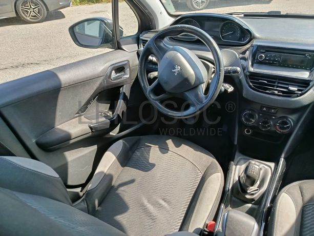 Peugeot 2008 · Ano 2013