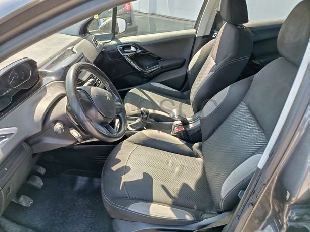 Peugeot 2008 · Ano 2013
