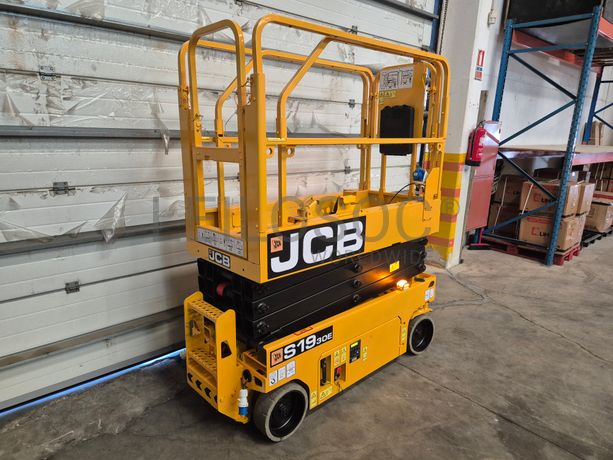 Plataforma Elevatória JCB