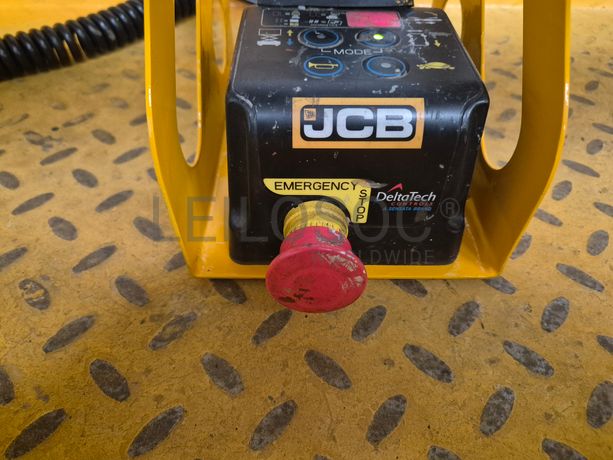 Plataforma Elevatória JCB
