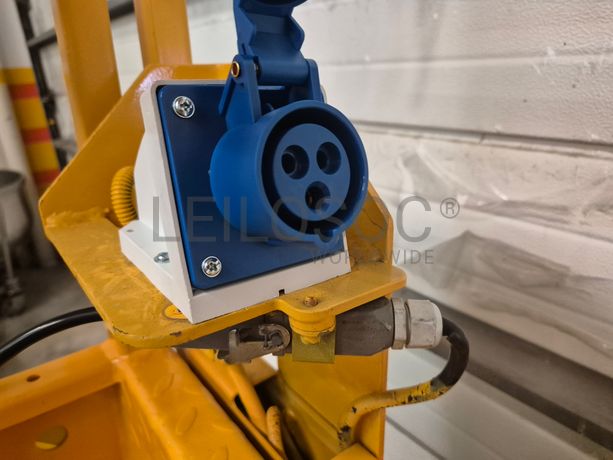 Plataforma Elevatória JCB