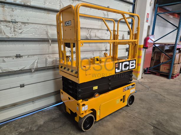 Plataforma Elevatória JCB