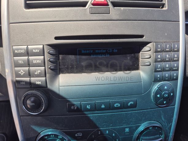 Mercedes-Benz B 180 CDI · Ano 2006