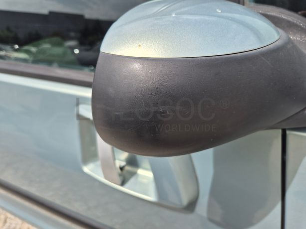 Peugeot 1007 · Ano 2006