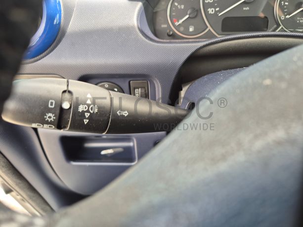 Peugeot 1007 · Ano 2006