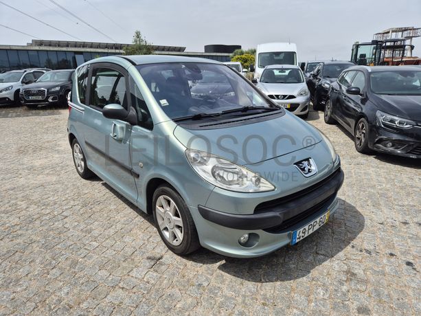 Peugeot 1007 · Ano 2006