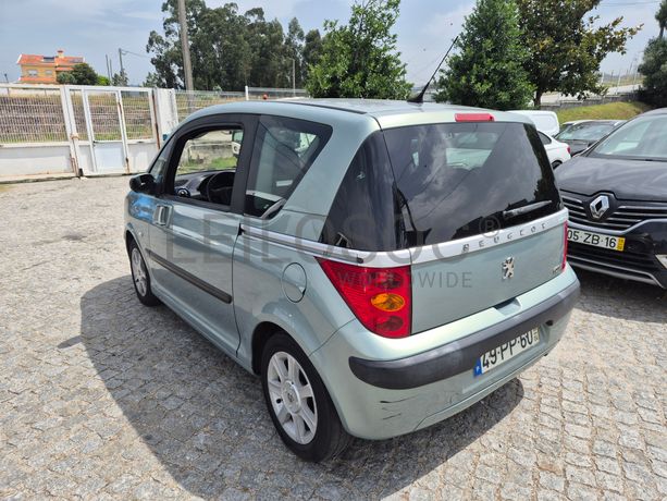 Peugeot 1007 · Ano 2006