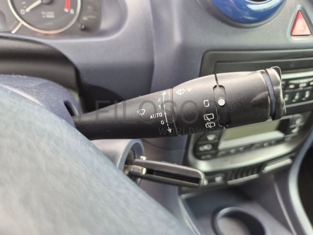 Peugeot 1007 · Ano 2006