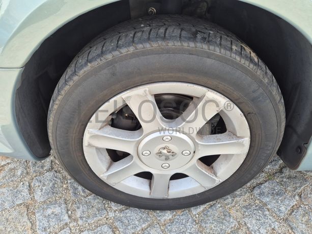 Peugeot 1007 · Ano 2006