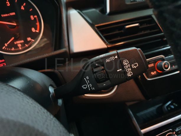 BMW 216 D · Ano 2017