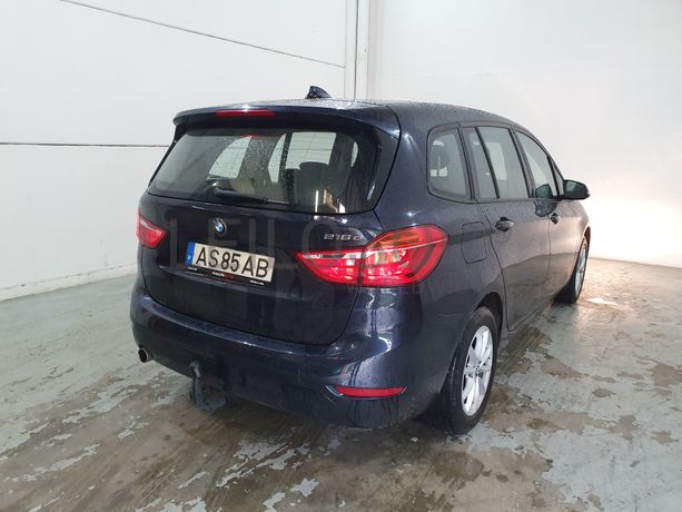 BMW 216 D · Ano 2017